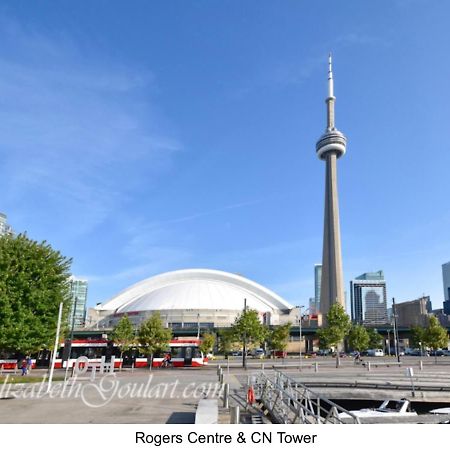 Three Br Condo Step To Cn Tower Rogers Center With Free Parking Toronto Bagian luar foto